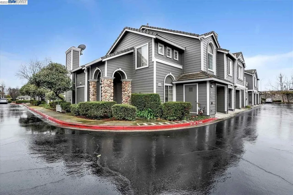 5690 Caprice Cmn, Fremont